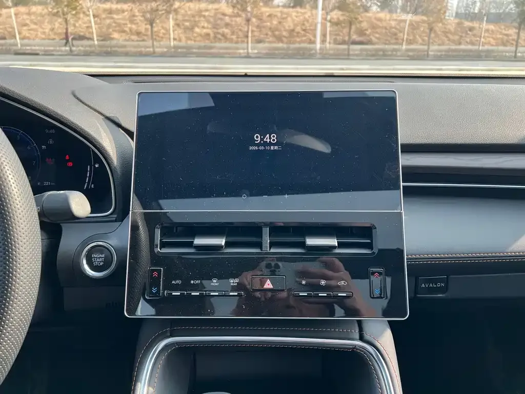 Toyota Avalon 2024 из CN, фото 6