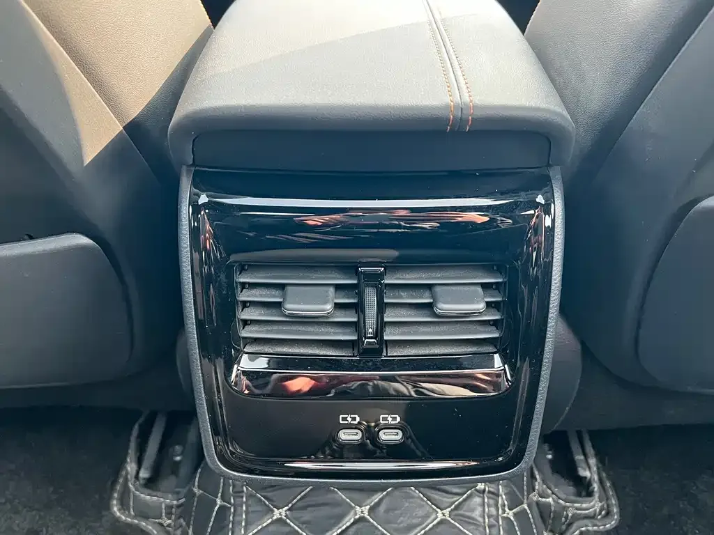 Toyota Avalon 2024 из CN, фото 7