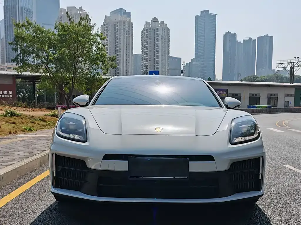 Porsche Panamera 2024 из CN, фото 7
