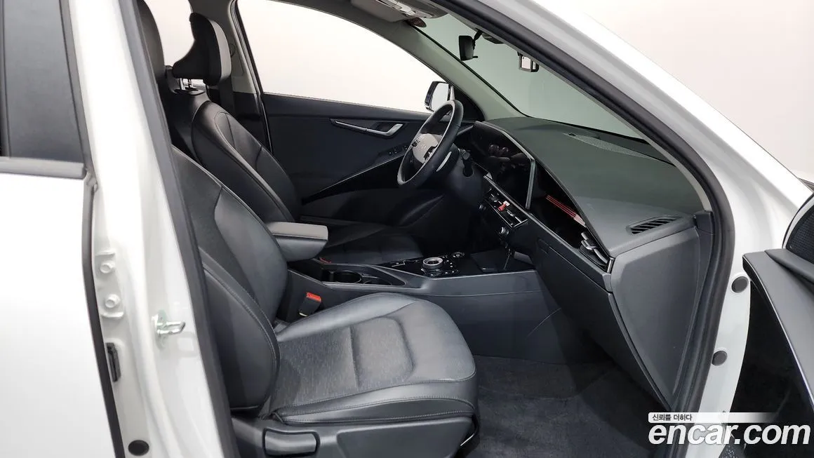Kia Niro 2023 из KR, фото 4