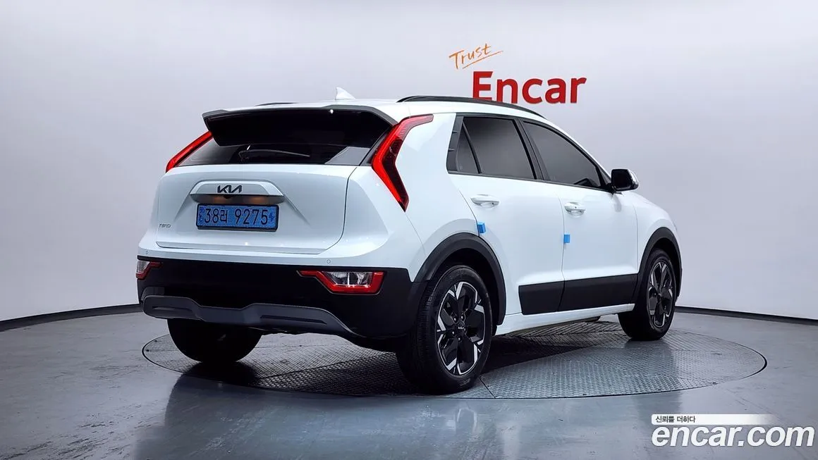 Kia Niro 2023 из KR, фото 8