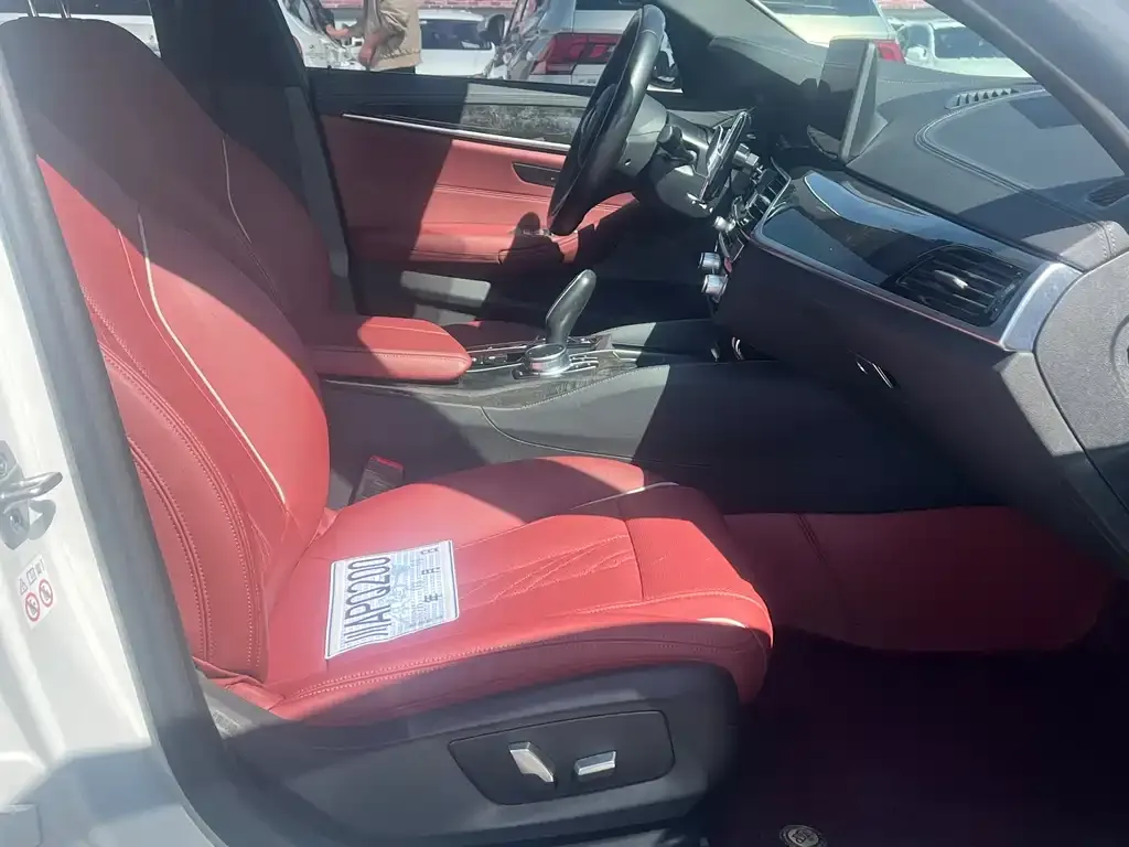 BMW 5 Series — фото 6