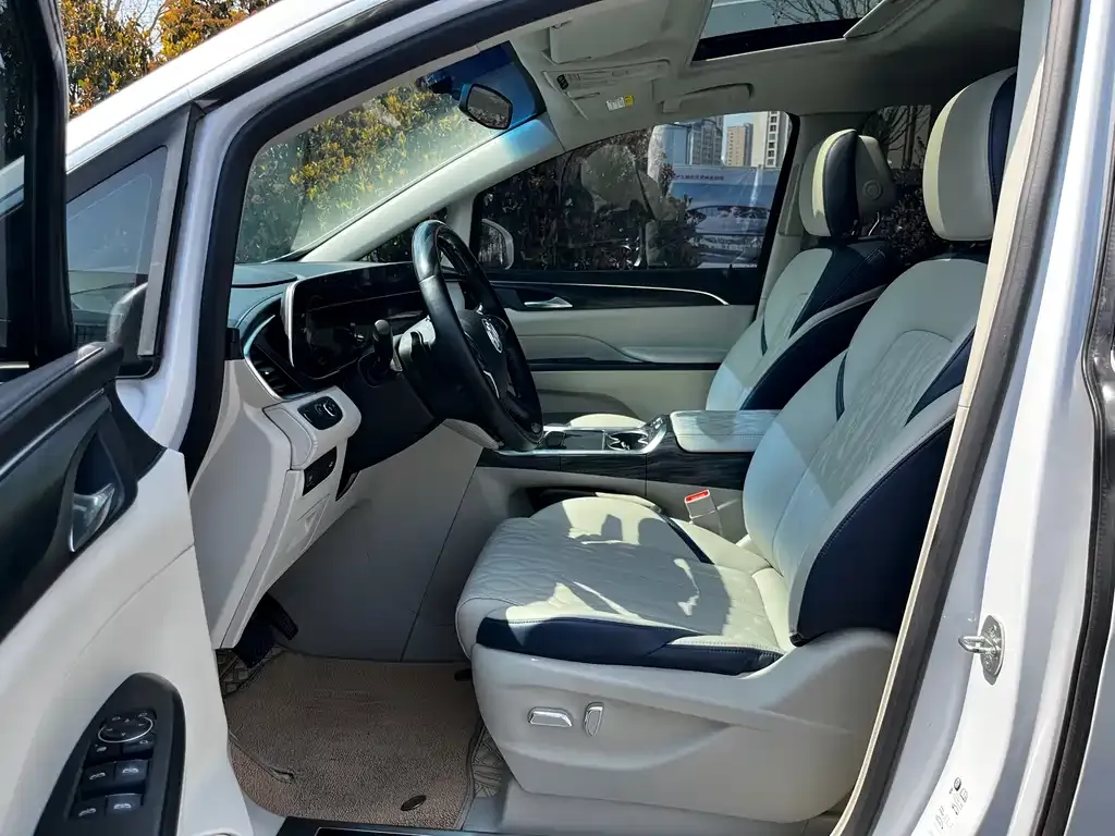 Buick GL8 2022 из CN, фото 4