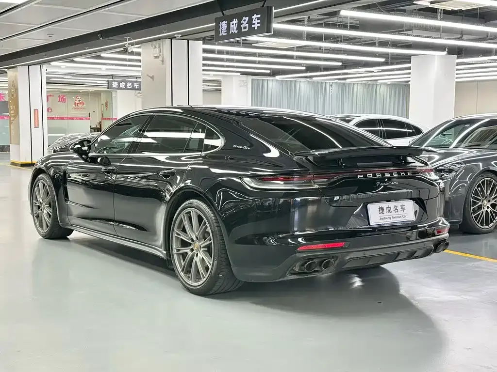 Porsche Panamera — фото 5
