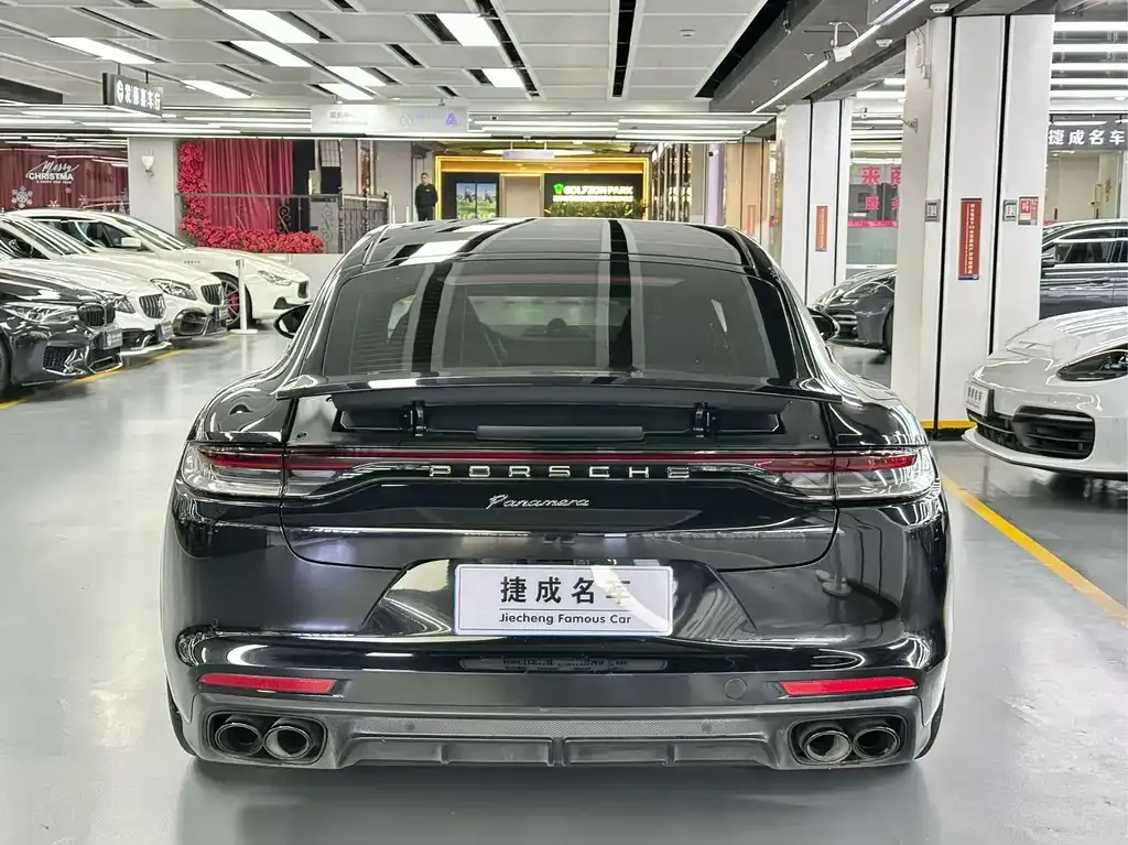 Porsche Panamera — фото 6