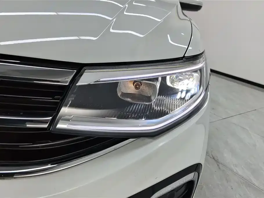 Volkswagen Bora 2023 из CN, фото 4
