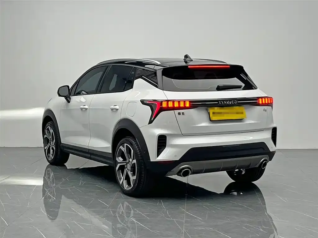 Lynk & Co 06 2023 из CN, фото 3