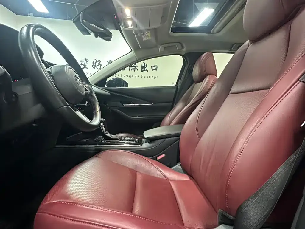 Mazda CX-30 2022 из CN, фото 6
