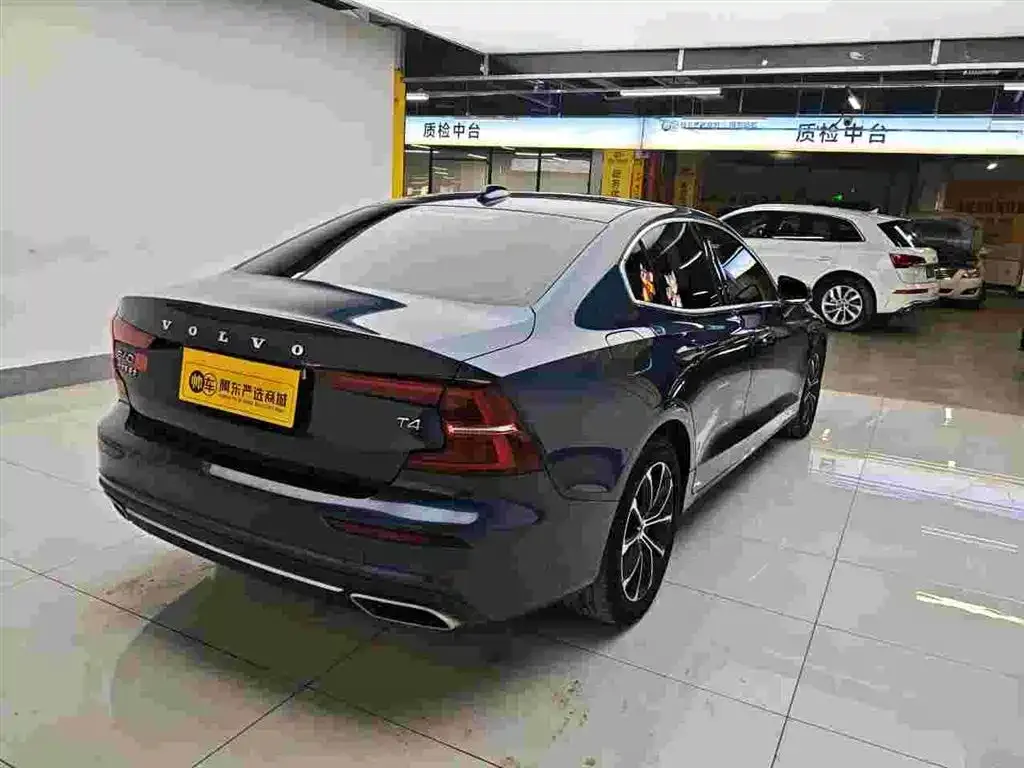 Volvo S60 2021 из CN, фото 7
