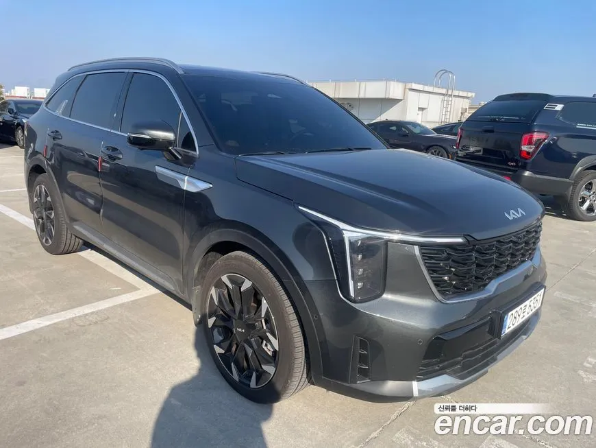 Kia Sorento — фото 7