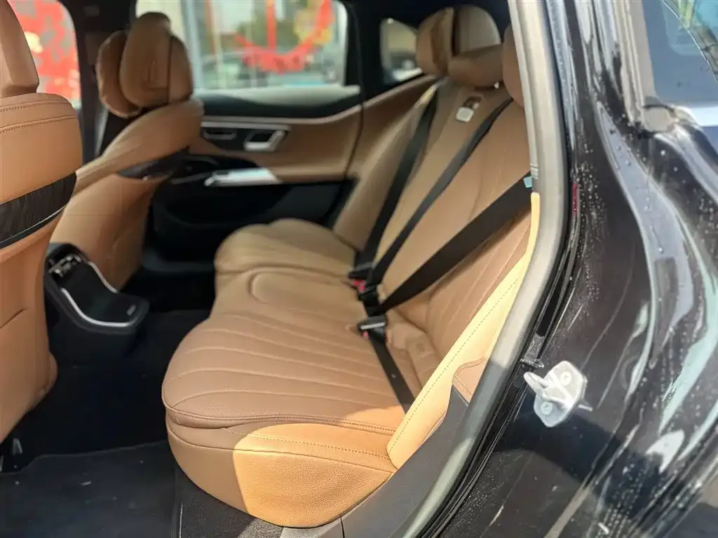 Mercedes-Benz E-Class 2026 из CN, фото 2