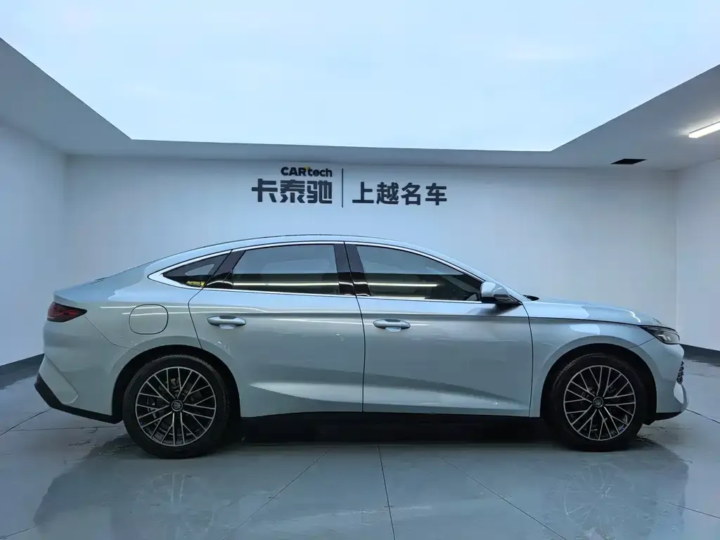 BYD Qin L — фото 5
