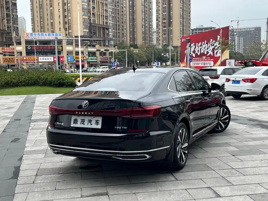 Volkswagen Passat 2022 из CN, фото 6