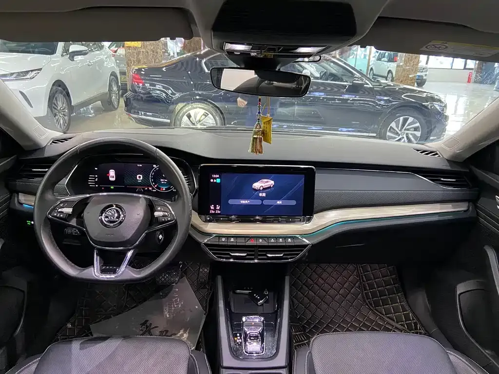 Skoda Octavia — фото 4
