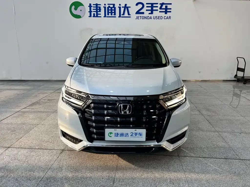 Honda Elysion — фото 10