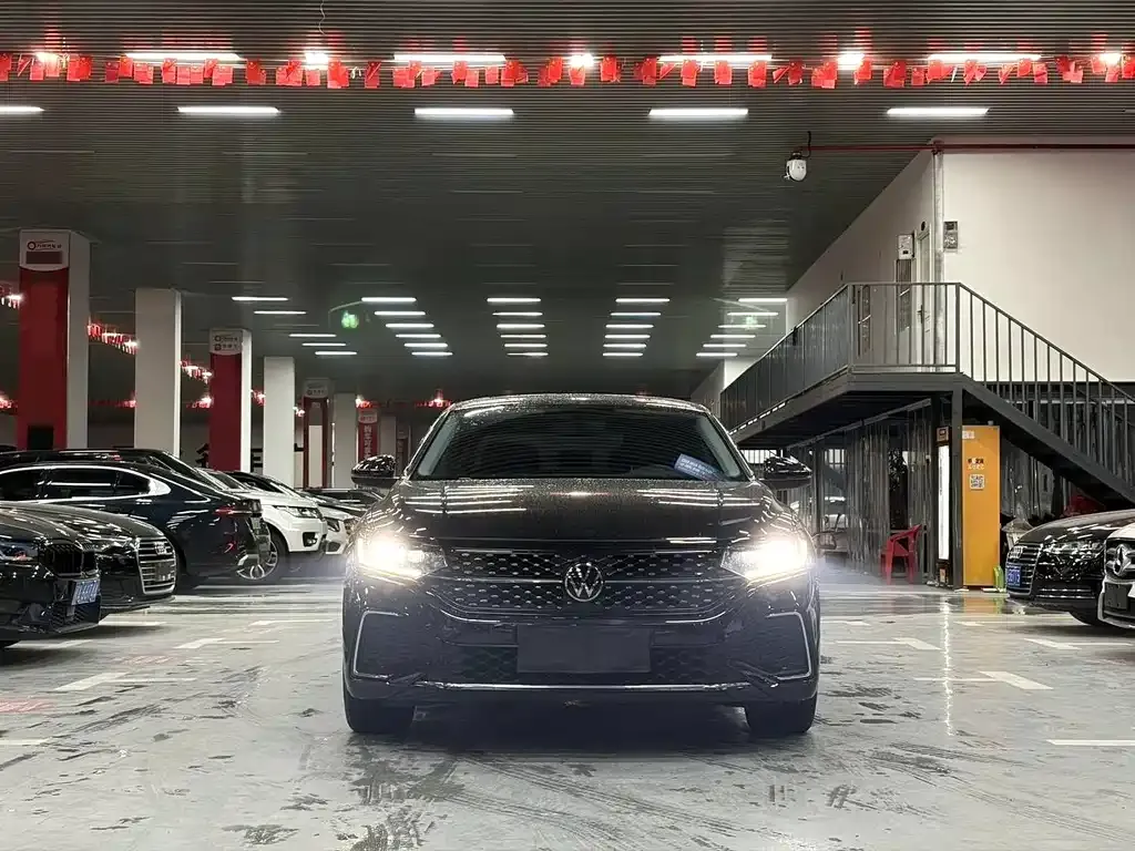 Volkswagen Passat — фото 7
