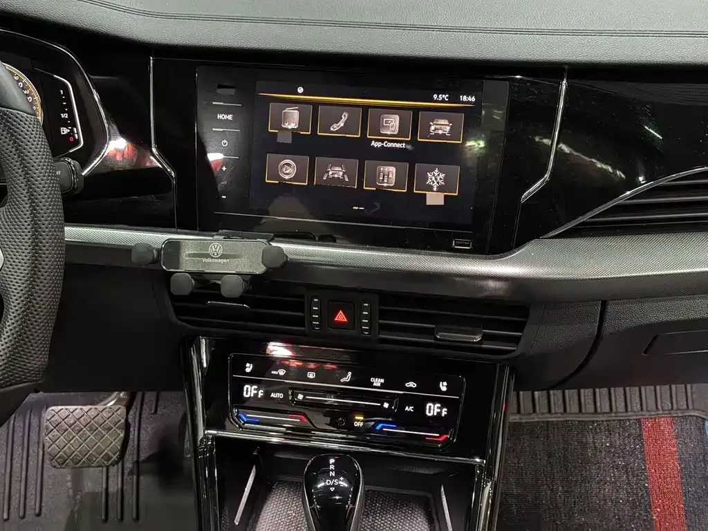 Volkswagen Passat — фото 10