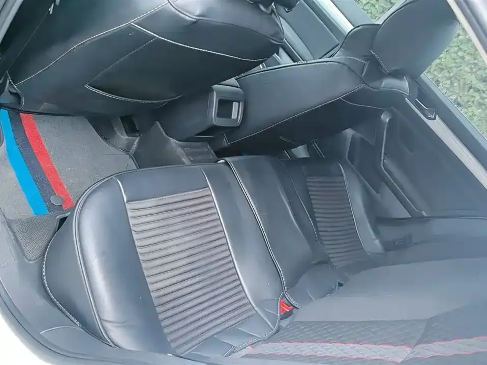 Volkswagen Lamando 2022 из CN, фото 2