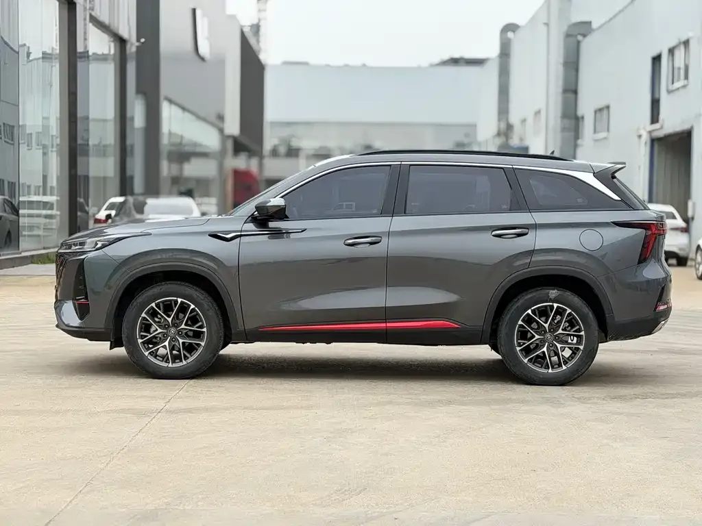 Changan CS75PLUS — фото 10