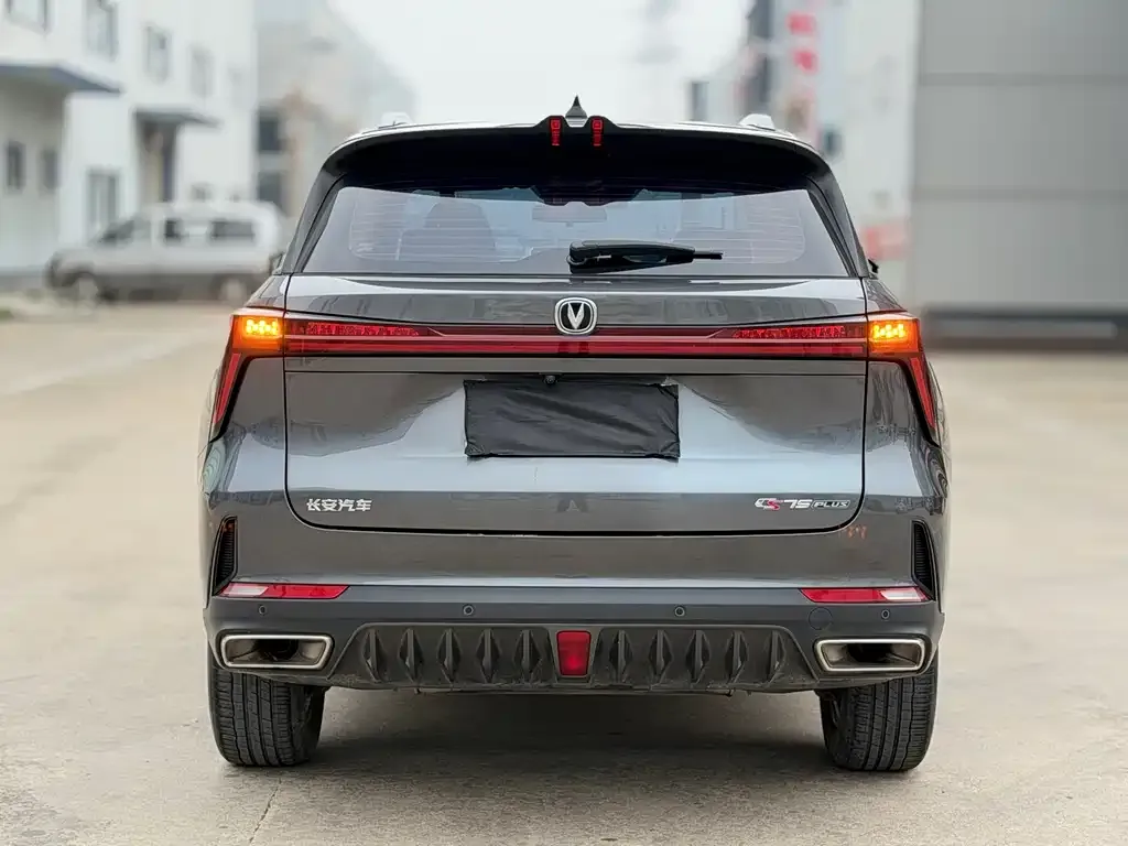 Changan CS75PLUS — фото 2