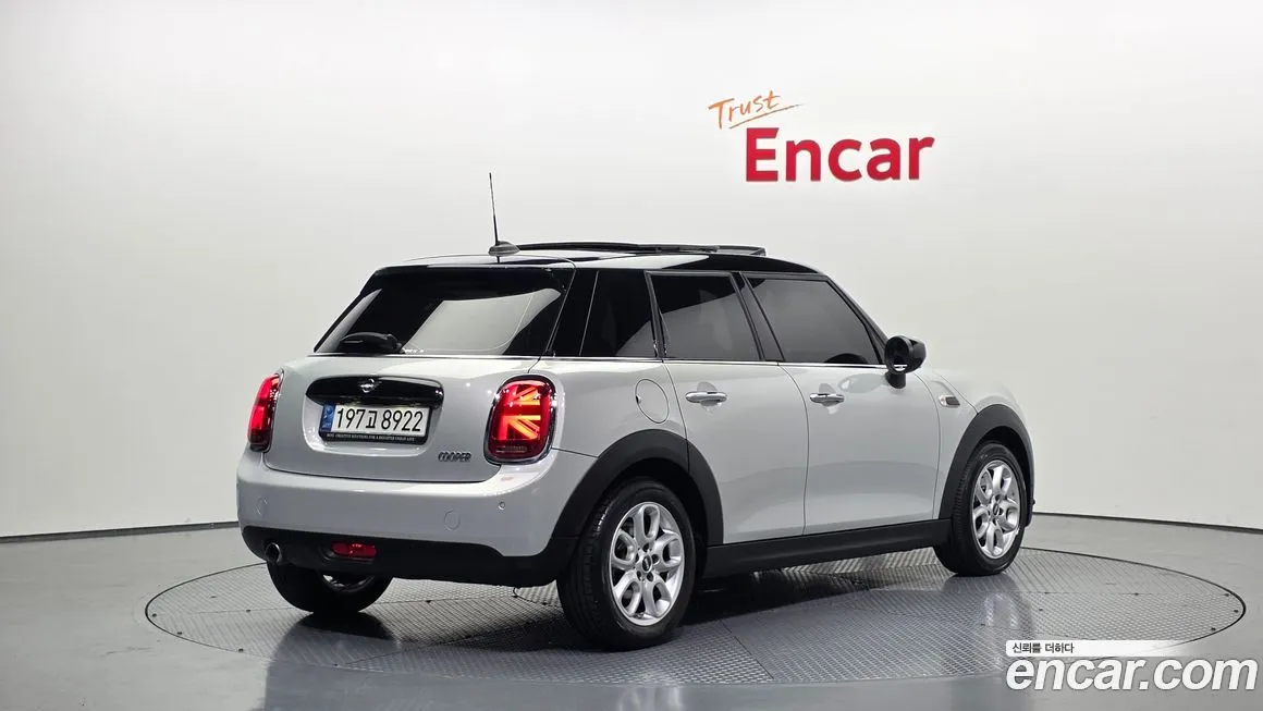 Mini Cooper 2021 из KR, фото 4