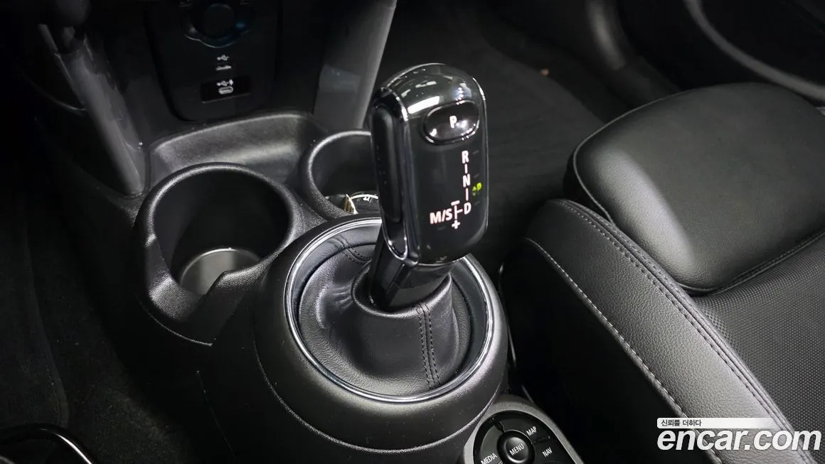 Mini Cooper 2021 из KR, фото 9