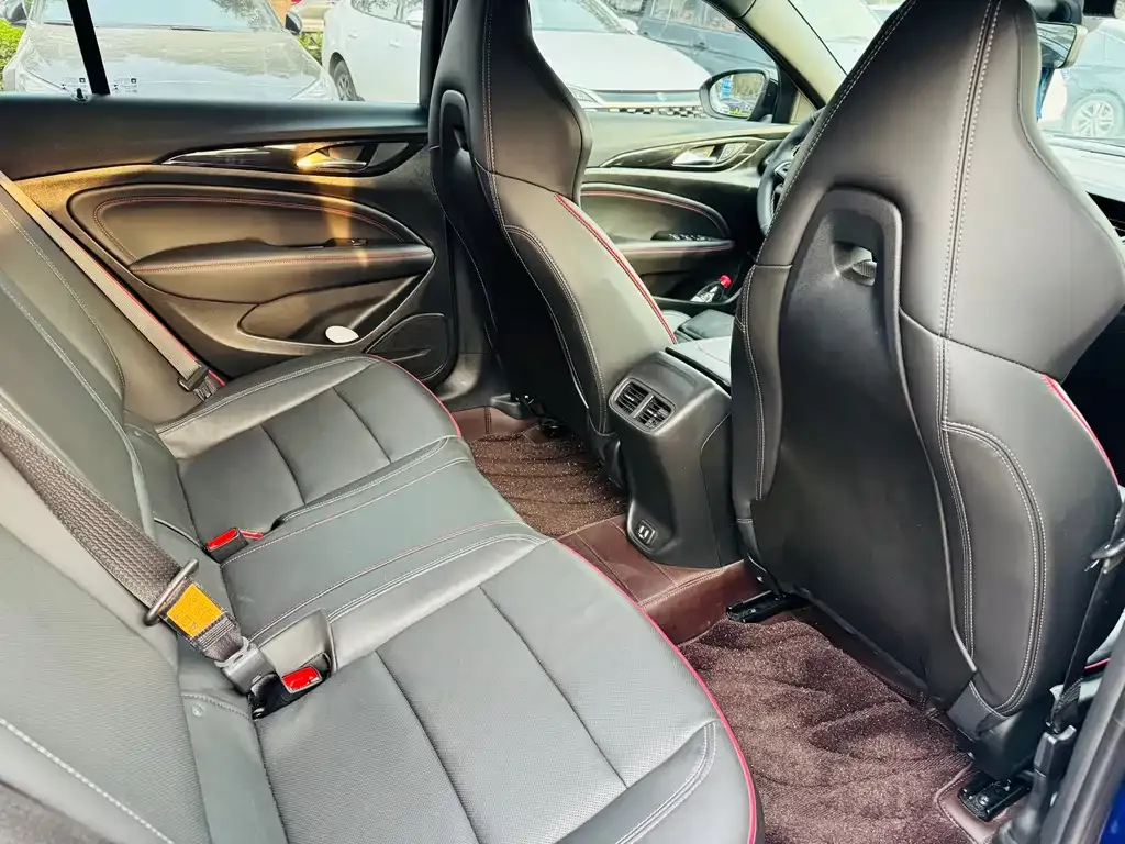 Buick Regal — фото 2