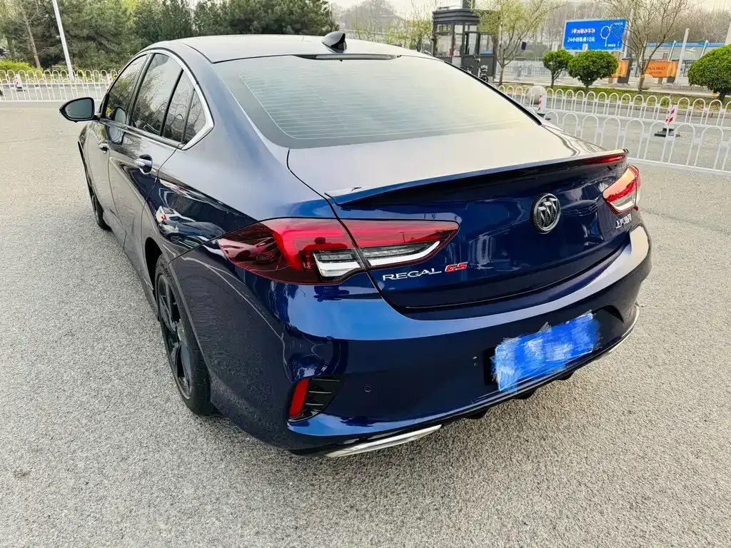 Buick Regal — фото 10