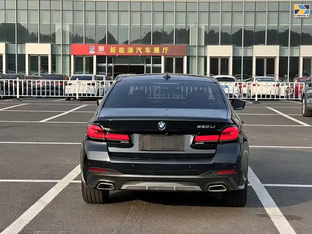 BMW 5 Series — фото 2
