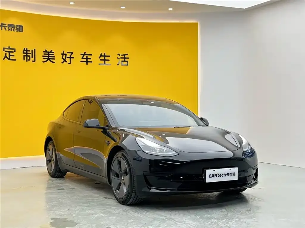 Tesla Model 3 — фото 3