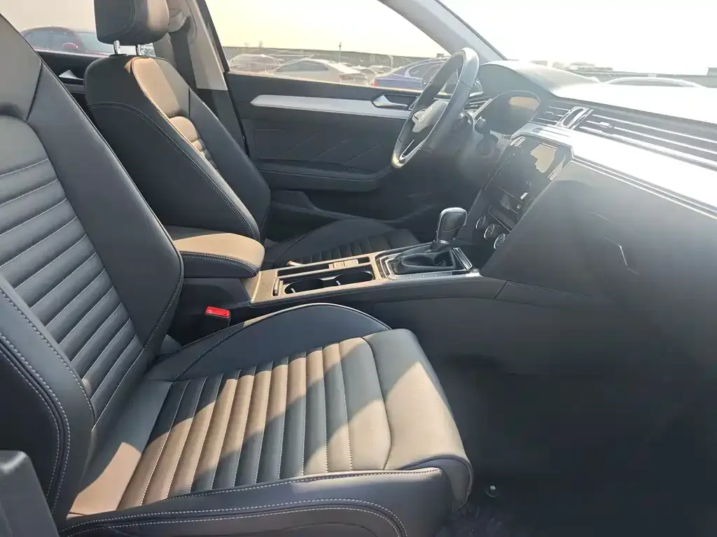 Volkswagen Magotan 2025 из CN, фото 4