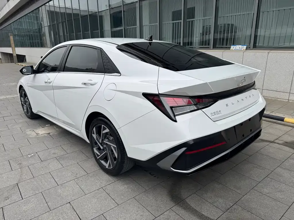 Hyundai Elantra 2023 из CN, фото 6