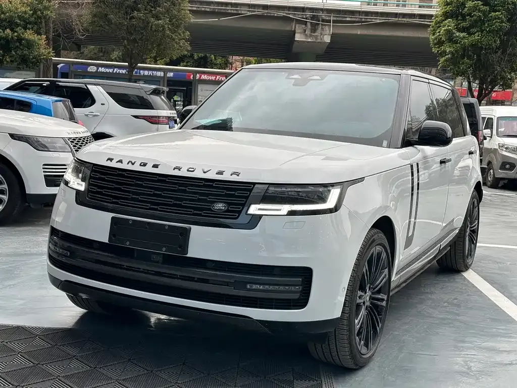 Land Rover Range Rover — фото 1