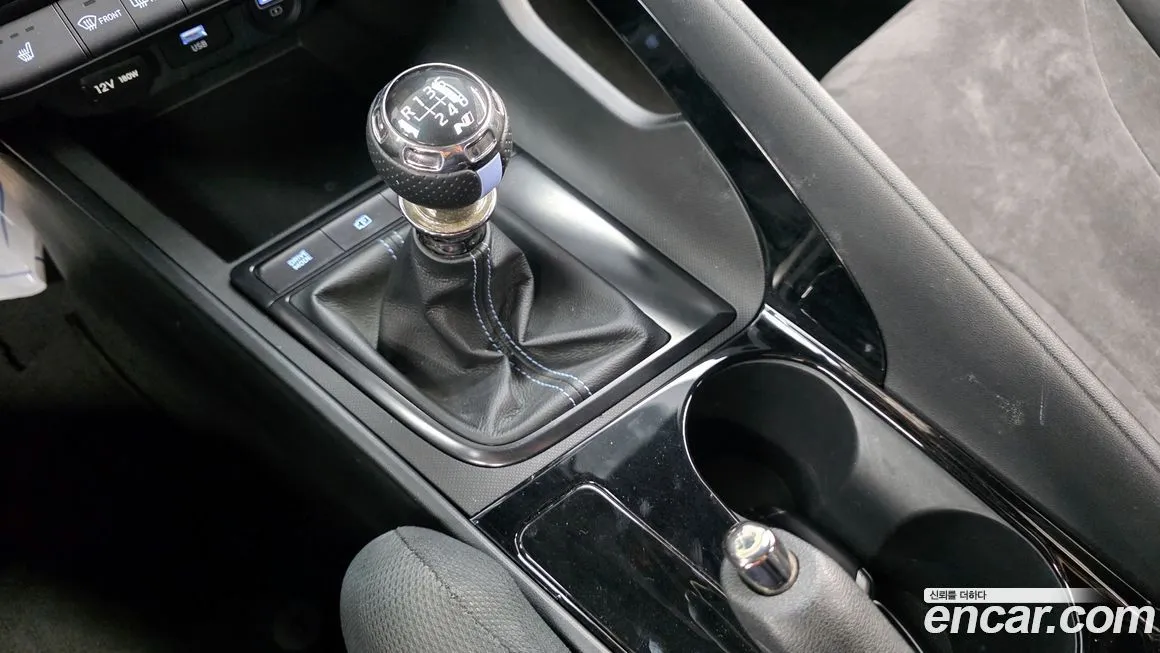 Hyundai AVANTE 2022 из KR, фото 3