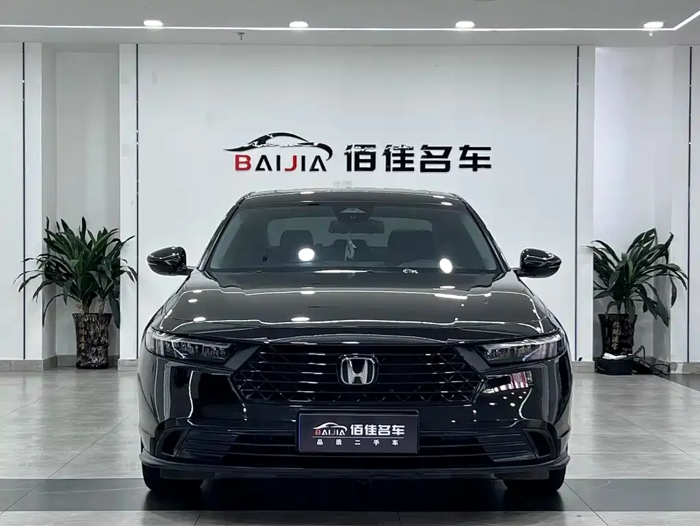Honda Accord — фото 2
