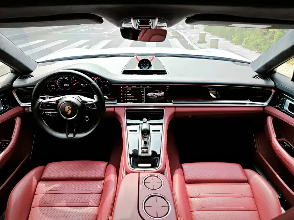 Porsche Panamera — фото 9