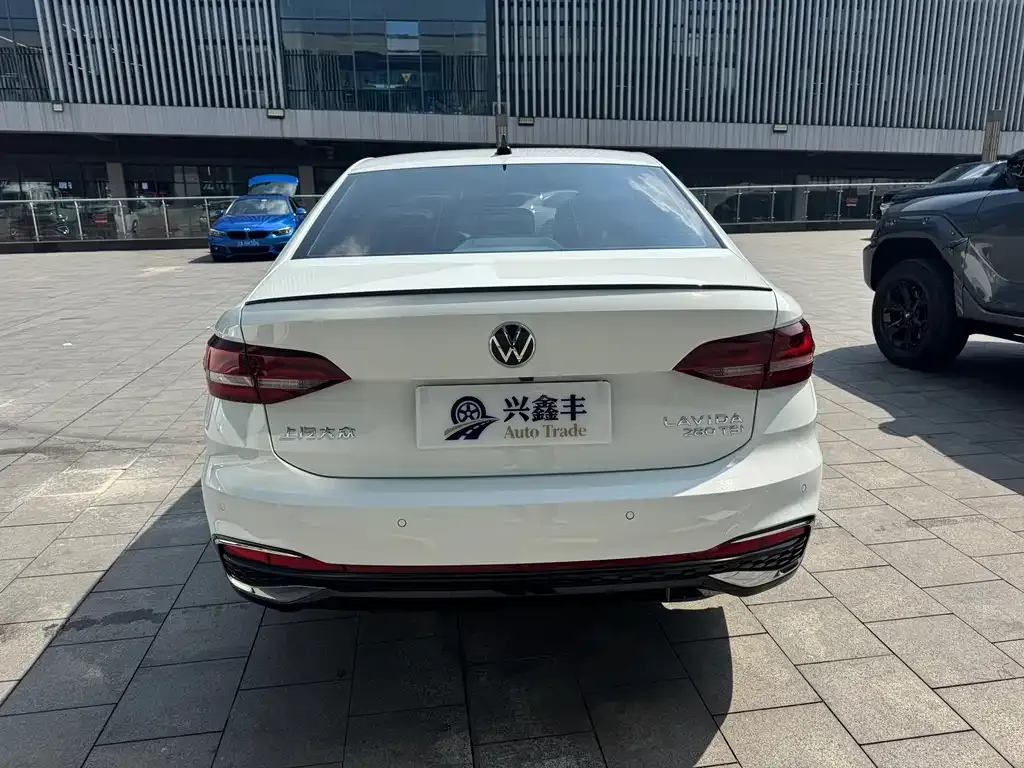 Volkswagen Lavida 2022 из CN, фото 6