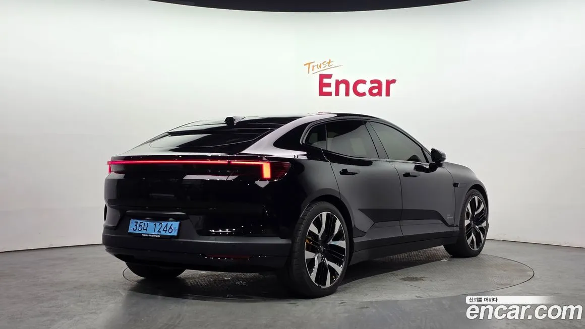 Polestar Polestar 4 — фото 7