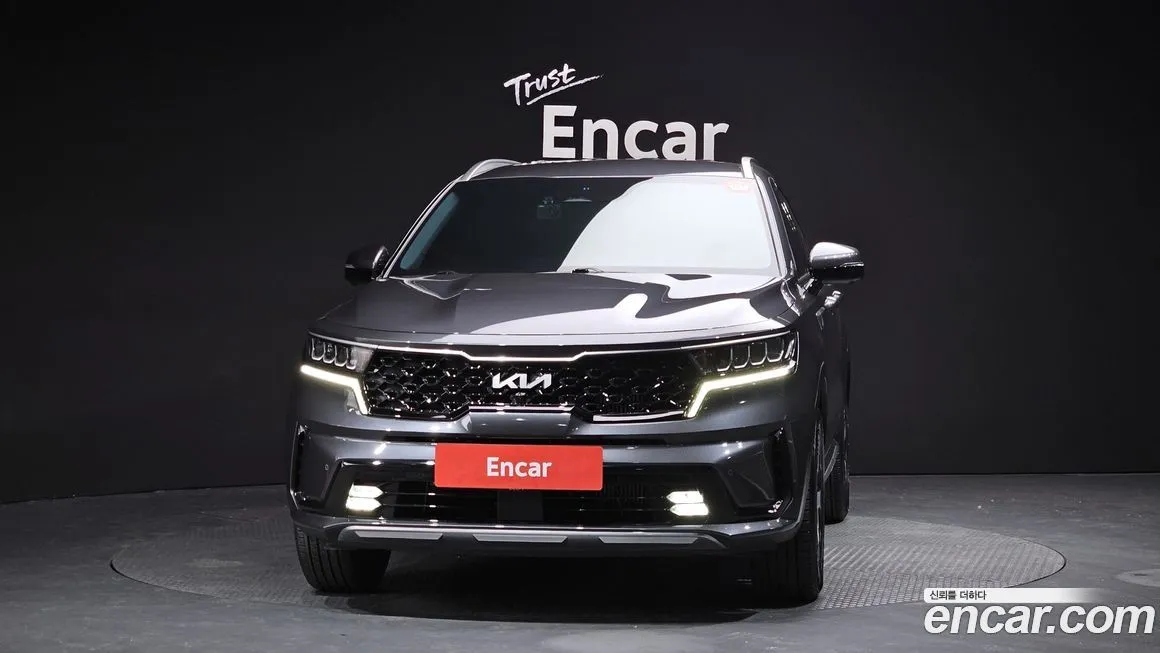 Kia Sorento — фото 6