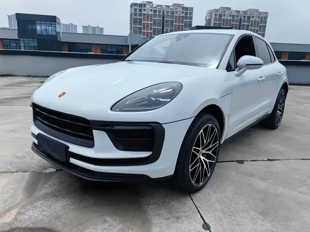 Porsche Macan — фото 1
