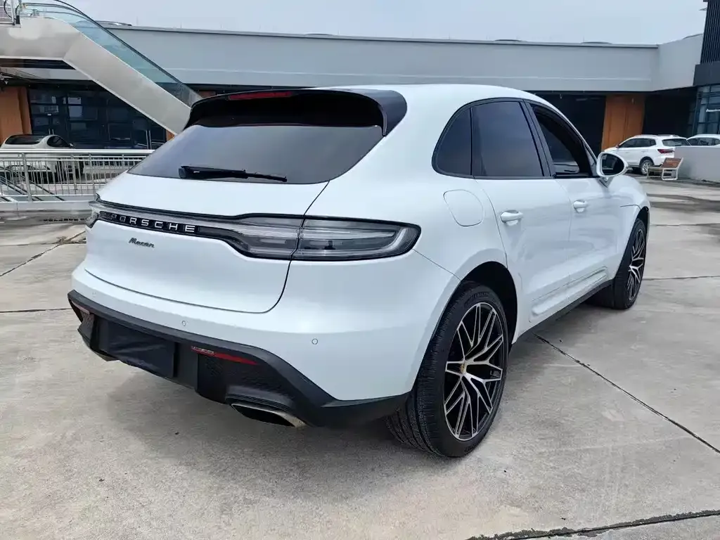 Porsche Macan — фото 10