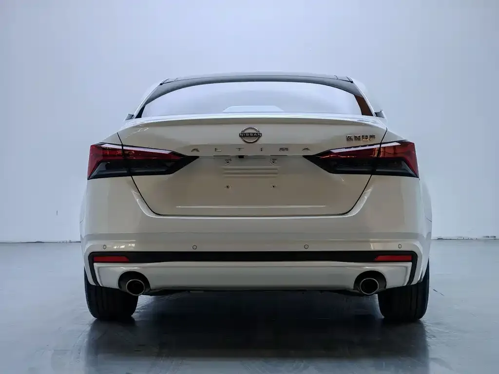 Nissan Teana — фото 2