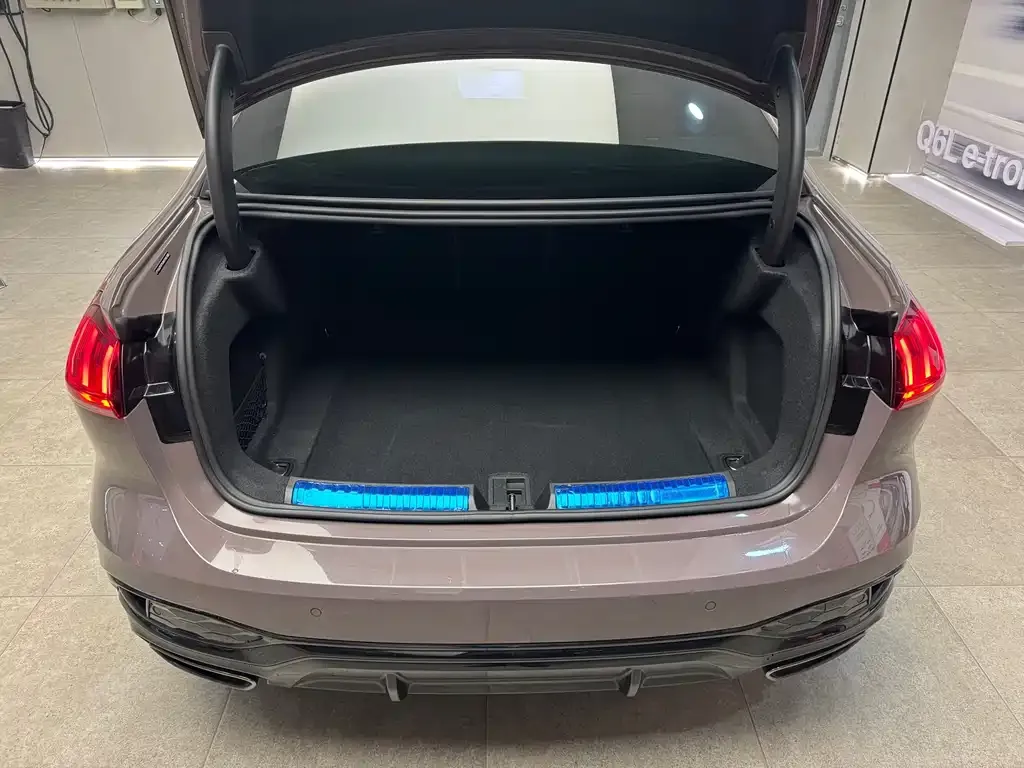 Audi A5L 2025 из CN, фото 7
