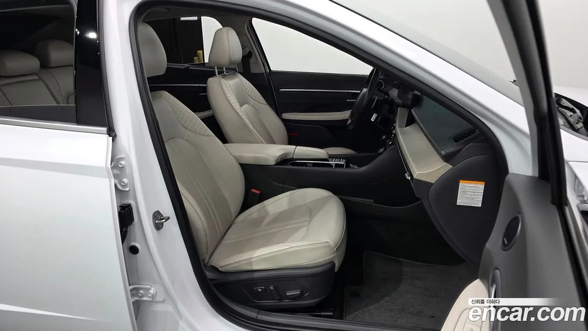 Hyundai Sonata 2024 из KR, фото 3
