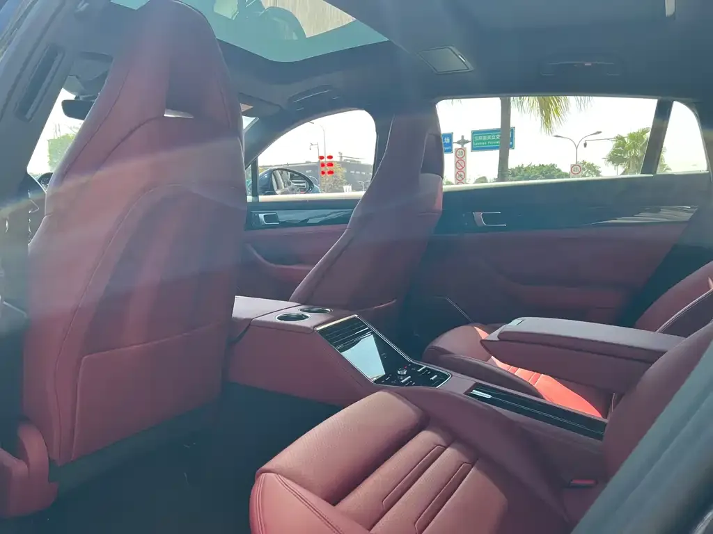 Porsche Panamera Hybrid 2024 из CN, фото 2