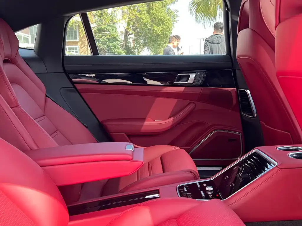 Porsche Panamera Hybrid 2024 из CN, фото 6
