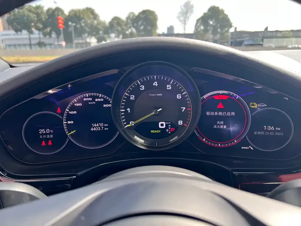 Porsche Panamera Hybrid 2024 из CN, фото 3