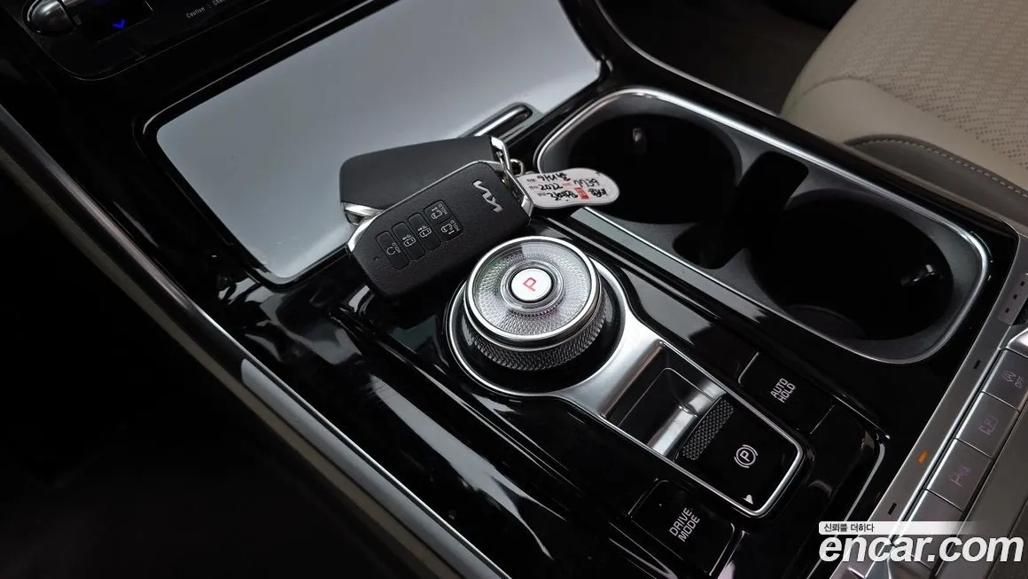 Kia Carnival — фото 10