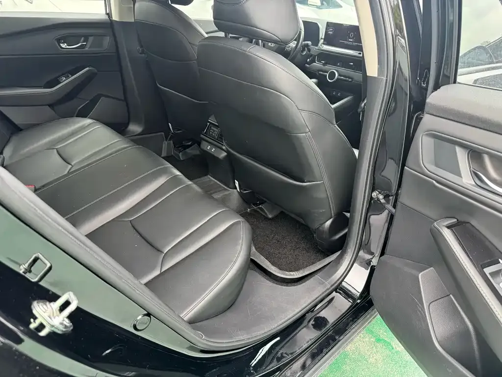 Honda Inspire 2023 из CN, фото 8