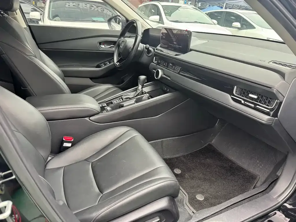Honda Inspire 2023 из CN, фото 10